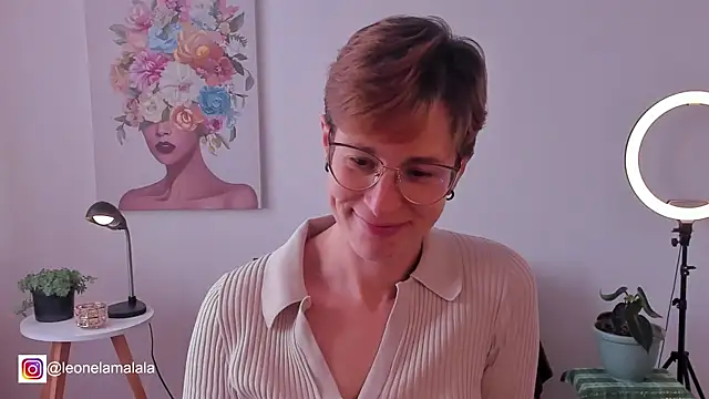 cuddlingbunny online show from 03.13.25