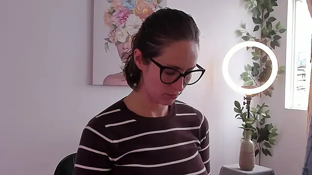 cuddlingbunny online show from 03.29.26