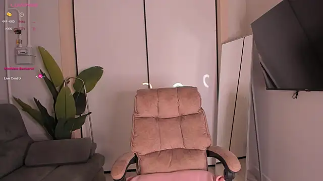 helen ramsay online show from 10.31.25