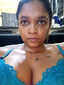 Indianqueen03 online show from 11.13.25