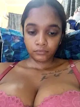 Indianqueen03 online show from 11.16.25