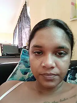 Snapshot of Indianqueen03 chatting on 06.23.26 Indianqueen03 online show from 06.23.26