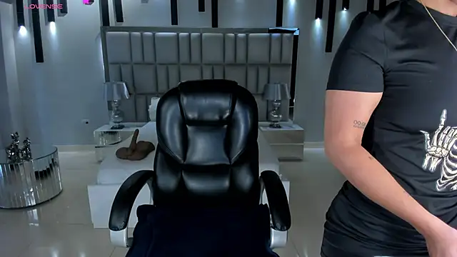 AlessaRomero online show from 03.28.26