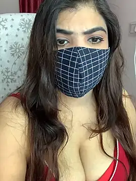 Snapshot of Fantastic_ruby chatting on 03.17.25 Fantastic ruby online show from 03.17.25