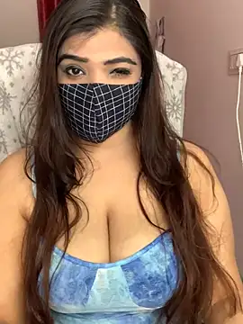 Snapshot of Fantastic_ruby chatting on 03.18.25 Fantastic ruby online show from 03.18.25