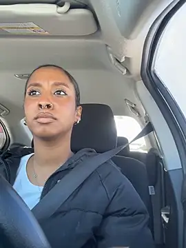 Your Paris online show from 03.14.25