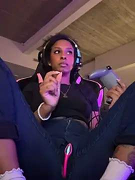 Your Paris online show from 02.17.26