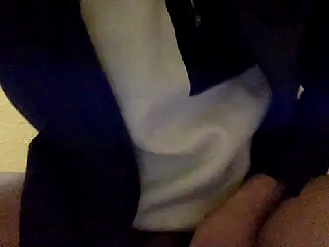 Snapshot of yadavindra85 chatting on 11.15.25 yadavindra85 online show from 11.15.25