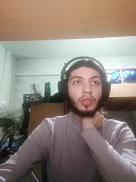 Snapshot of kleineid77 chatting on 01.14.25 kleineid77 online show from 01.14.25