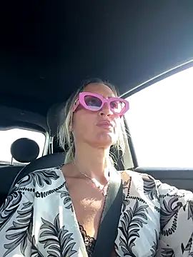 Snapshot of casalinga88 chatting on 09.21.25 casalinga88 online show from 09.21.25