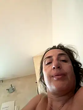 Snapshot of casalinga88 chatting on 10.11.25 casalinga88 online show from 10.11.25