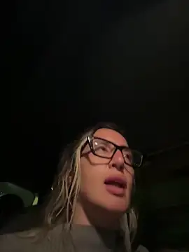 Snapshot of casalinga88 chatting on 10.22.25 casalinga88 online show from 10.22.25