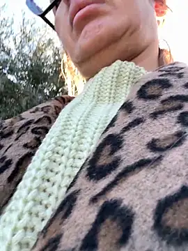 Snapshot of casalinga88 chatting on 11.11.25 casalinga88 online show from 11.11.25