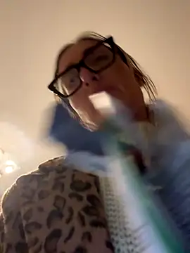 Snapshot of casalinga88 chatting on 11.11.25 casalinga88 online show from 11.11.25