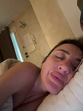 Snapshot of casalinga88 chatting on 02.15.26 casalinga88 online show from 02.15.26