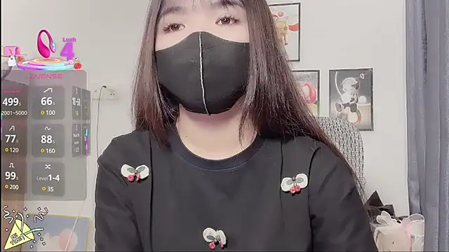 Berrysweet 68 online show from 03.18.25