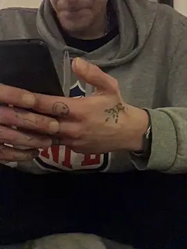 Snapshot of Simboxxx040 chatting on 01.09.25 Simboxxx040 online show from 01.09.25