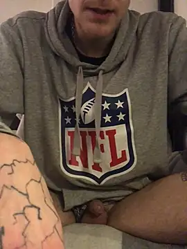 Snapshot of Simboxxx040 chatting on 01.10.25 Simboxxx040 online show from 01.10.25