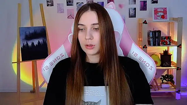 AliceCharmy online show from 01.06.25