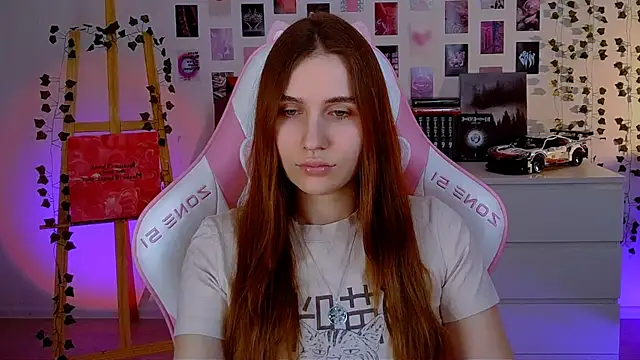 AliceCharmy online show from 03.18.25