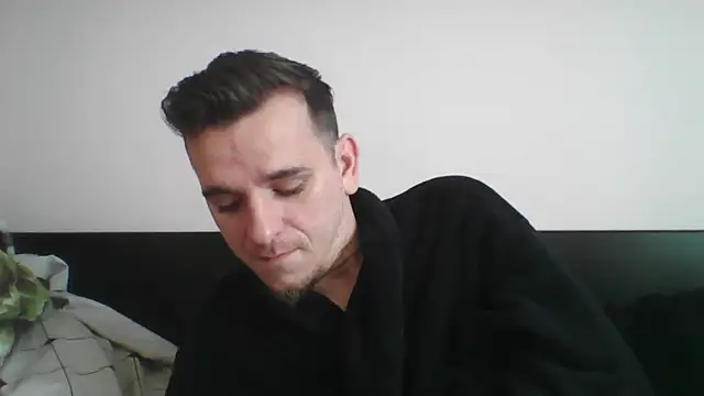 Huge cock22cm online show from 03.12.25