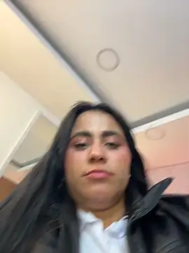 Brenda Garcia online show from 11.21.25