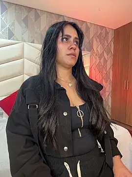 Brenda Garcia online show from 11.23.25