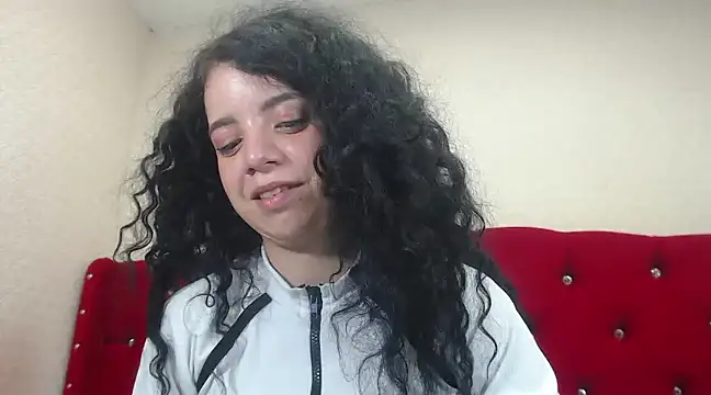 EmmaCowperr online show from 02.05.25