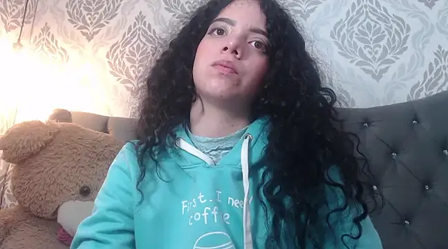 EmmaCowperr online show from 02.23.25