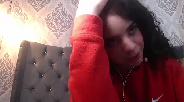 EmmaCowperr online show from 03.10.25