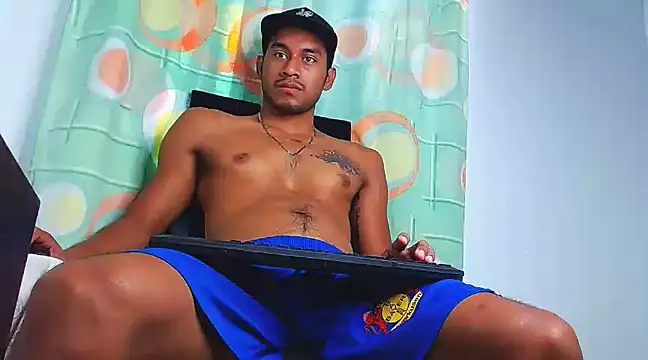 Snapshot of DanteSantoro chatting on 02.03.25 DanteSantoro online show from 02.03.25