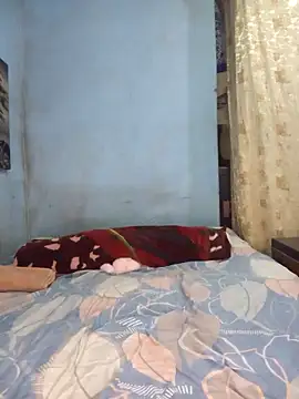 Snapshot of TaurusBallz chatting on 09.12.25 TaurusBallz online show from 09.12.25