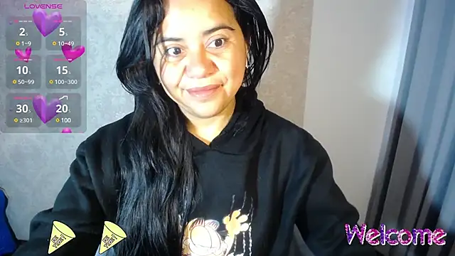 Snapshot of kendra__mamba chatting on 03.06.25 kendra mamba online show from 03.06.25