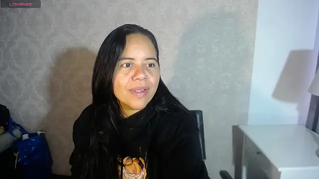 Snapshot of kendra__mamba chatting on 03.20.25 kendra mamba online show from 03.20.25