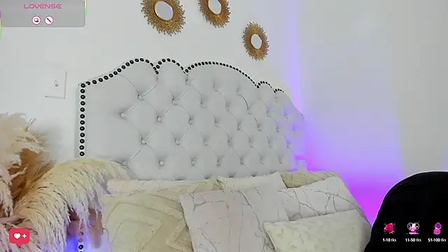 Ashleyjenner  online show from 02.18.25