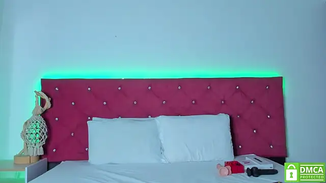 Ruth harvey  online show from 02.05.25