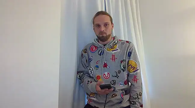 Snapshot of VitaminmanFL chatting on 01.27.25 VitaminmanFL online show from 01.27.25