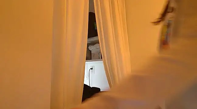 Snapshot of VitaminmanFL chatting on 02.01.25 VitaminmanFL online show from 02.01.25