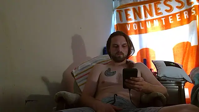 Snapshot of VitaminmanFL chatting on 03.01.25 VitaminmanFL online show from 03.01.25