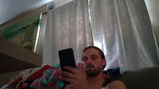 Snapshot of VitaminmanFL chatting on 09.17.25 VitaminmanFL online show from 09.17.25