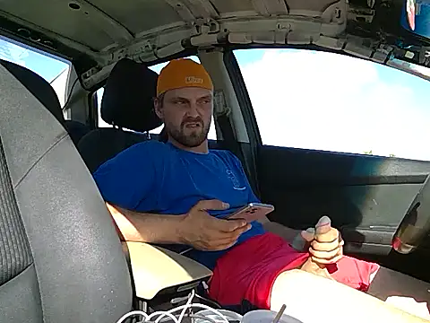 Snapshot of VitaminmanFL chatting on 09.30.25 VitaminmanFL online show from 09.30.25