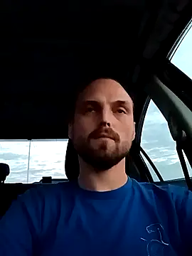 Snapshot of VitaminmanFL chatting on 10.01.25 VitaminmanFL online show from 10.01.25