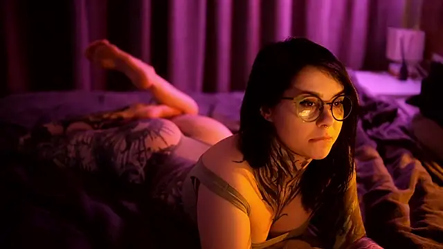 Snapshot of AcidPie chatting on 12.23.24 AcidPie online show from 12.23.24