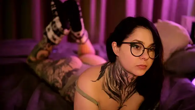 Snapshot of AcidPie chatting on 01.15.25 AcidPie online show from 01.15.25