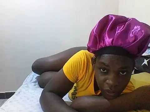 princess-cutie12 online show from 10.06.25