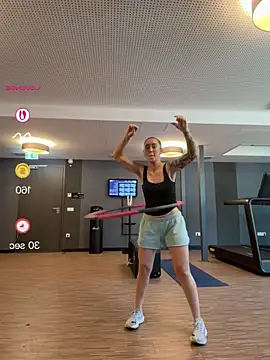 emiliasommer online show from 06.18.26
