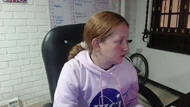 ViioletaMora online show from 02.25.25