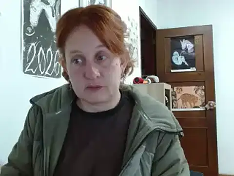 Snapshot of ViioletaMora chatting on 04.26.26 ViioletaMora online show from 04.26.26