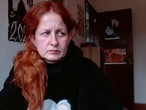Snapshot of ViioletaMora chatting on 04.26.26 ViioletaMora online show from 04.26.26