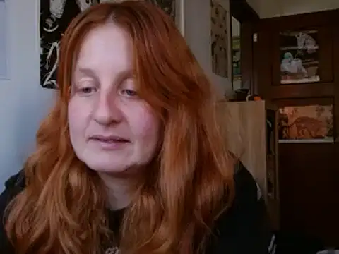 Snapshot of ViioletaMora chatting on 05.15.26 ViioletaMora online show from 05.15.26